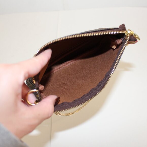 Louis Vuitton Pochette - Picture 7 of 7